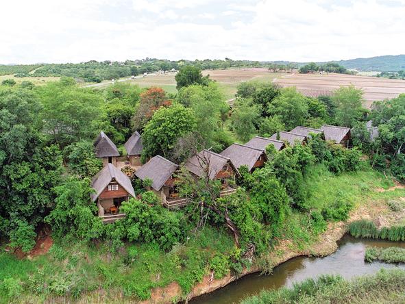 Hippo Hollow Country Estate - Exterior